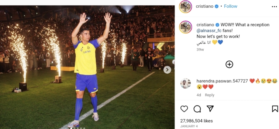 Ronaldo applauding Al Nassr's fans 